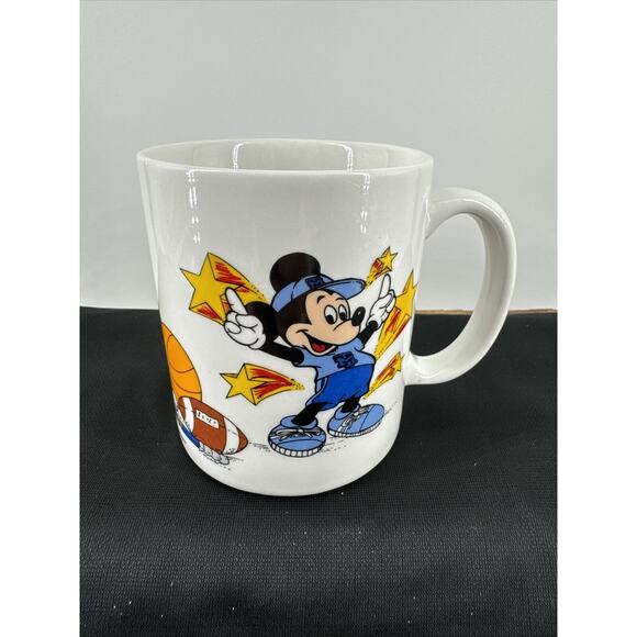 Disney Coffee Team Mug Cup Team Mickey Mouse All Sports 8 Ounce VTG 1990s - Picture 1 of 10
